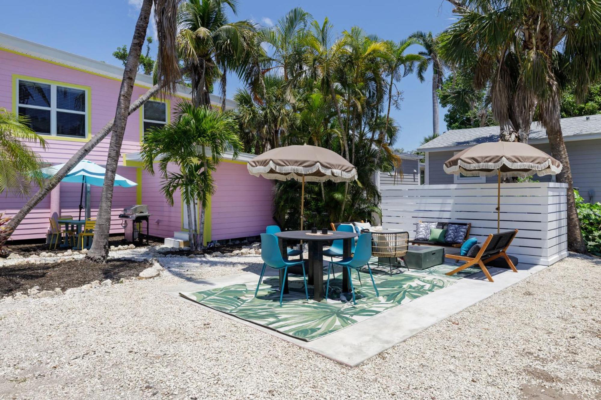 Charming Suite With Balcony And Bikes In Historic Sandpiper Inn Sanibel Εξωτερικό φωτογραφία